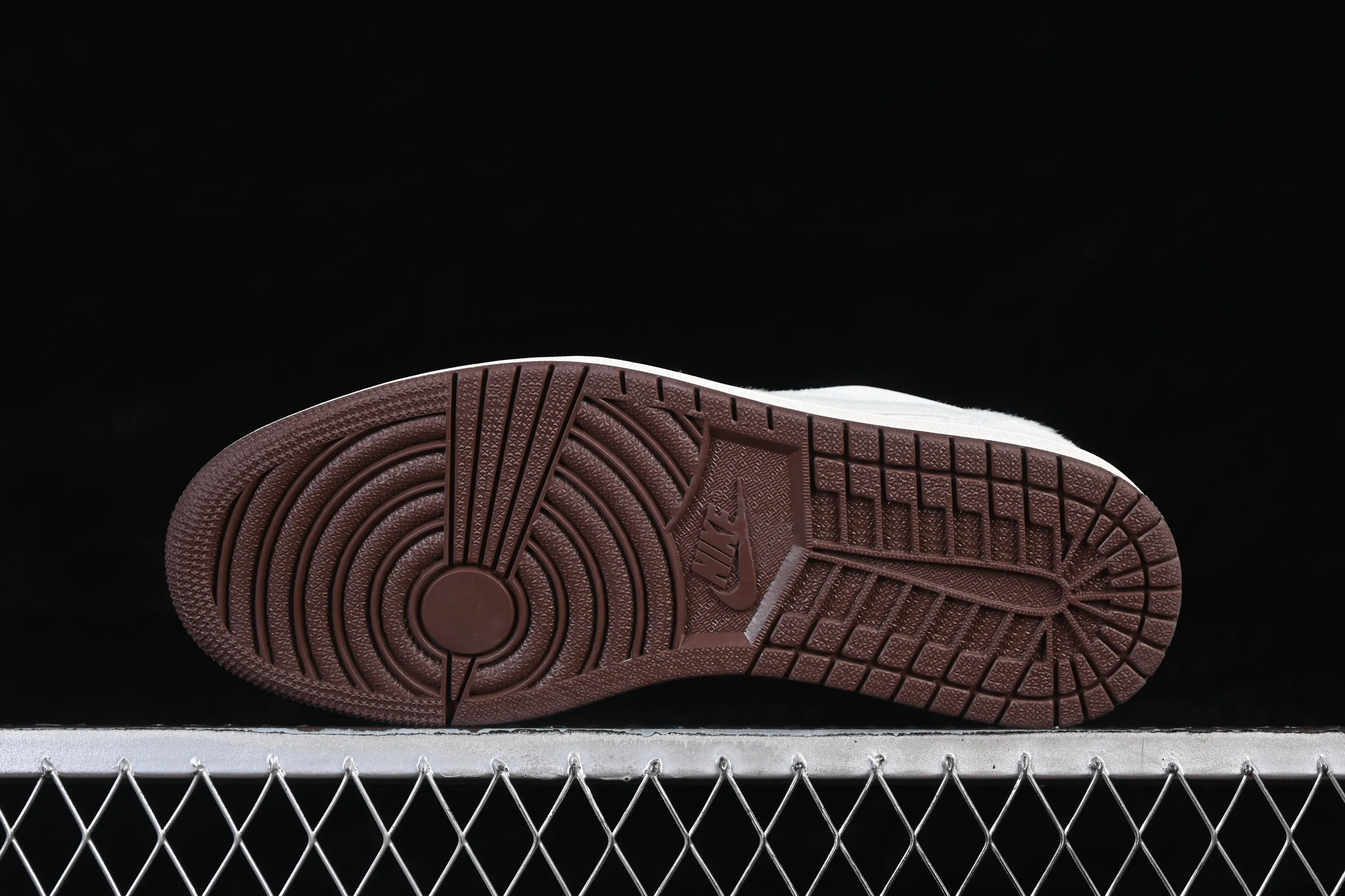 All categories Air Jordan Jordan series basketball shoes Air Jordan 1 Low Air Jordan 1 Low AJ1 Joe 1 Su embroidery low-top cultural basketball shoes IQ1109-011